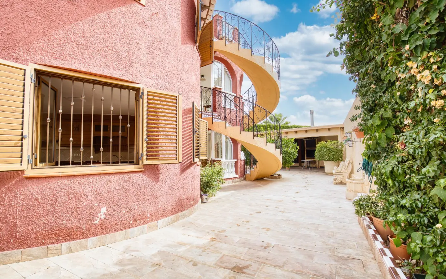 Villa Of 161 M² In Torrevieja, Spain