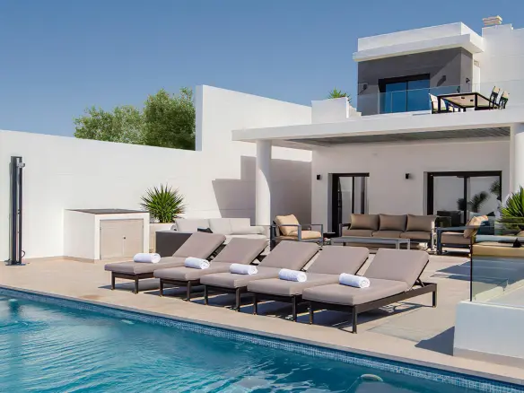 5-bedroom Villa In Rojales, Spain (248 M²)