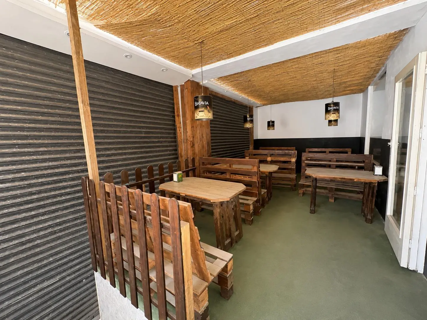 Commercial Unit Of 126 M² In Montcada I Reixac, Spain