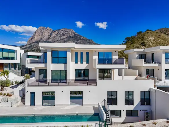 6-bedroom Villa In Finestrat, Spain (665 M²)