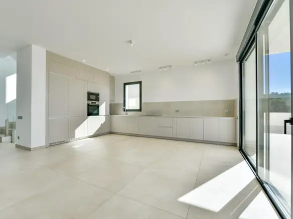 6-bedroom Villa In Finestrat, Spain (665 M²)
