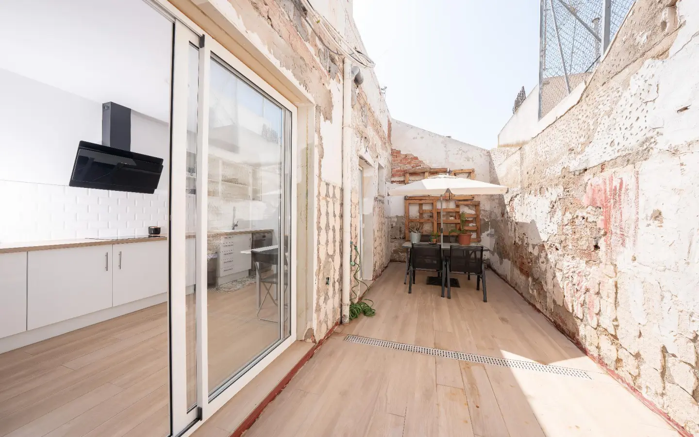 2-bedroom Duplex In Elche, Spain (128 M²)