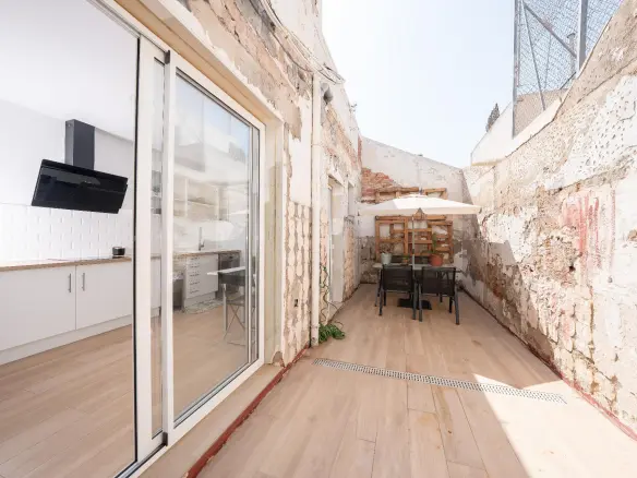 2-bedroom Duplex In Elche, Spain (128 M²)