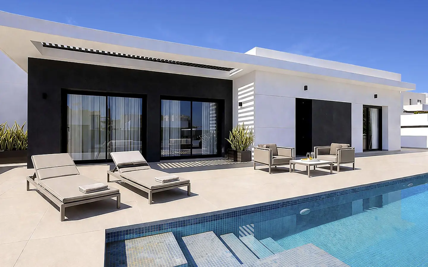 Villa Of 269 M² In Rojales, Spain
