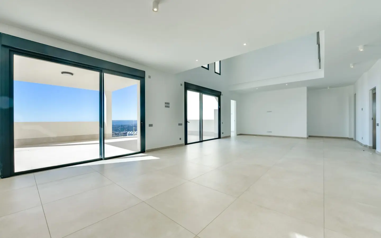 6-bedroom Villa In Finestrat, Spain (665 M²)