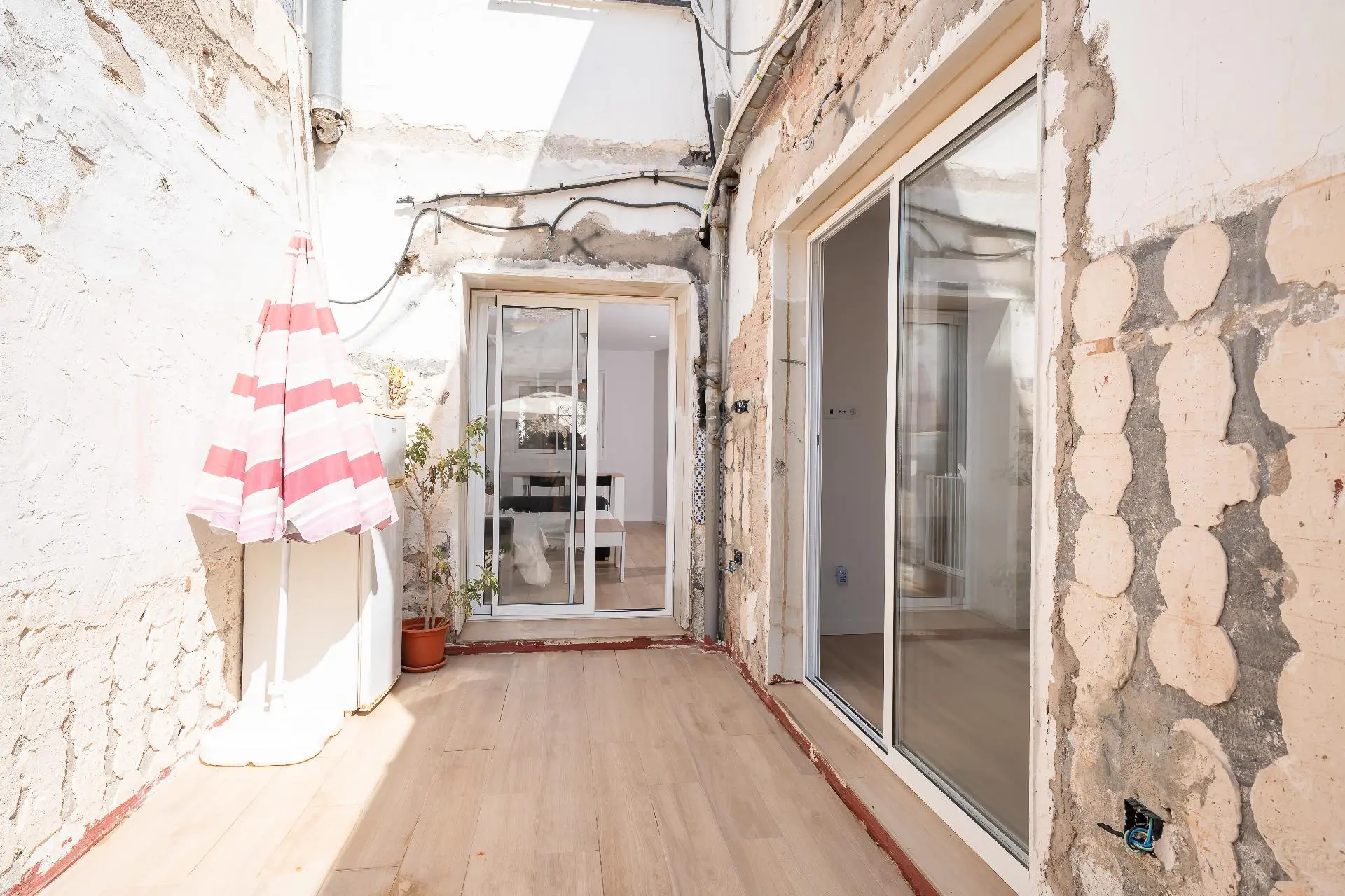 2-bedroom Duplex In Elche, Spain (128 M²)