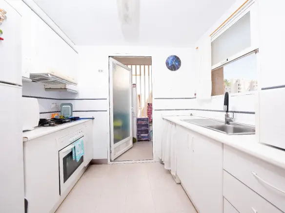 1-bedroom Apartment In El Campello, Spain (66 M²)