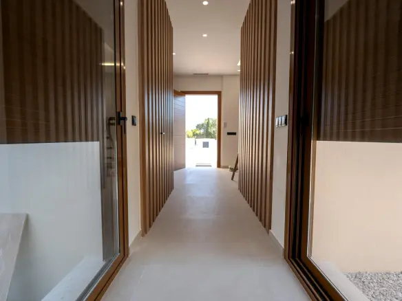 4-bedroom Villa In Rojales, Spain (187 M²)