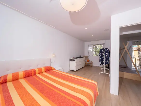 2-bedroom Duplex In Elche, Spain (128 M²)