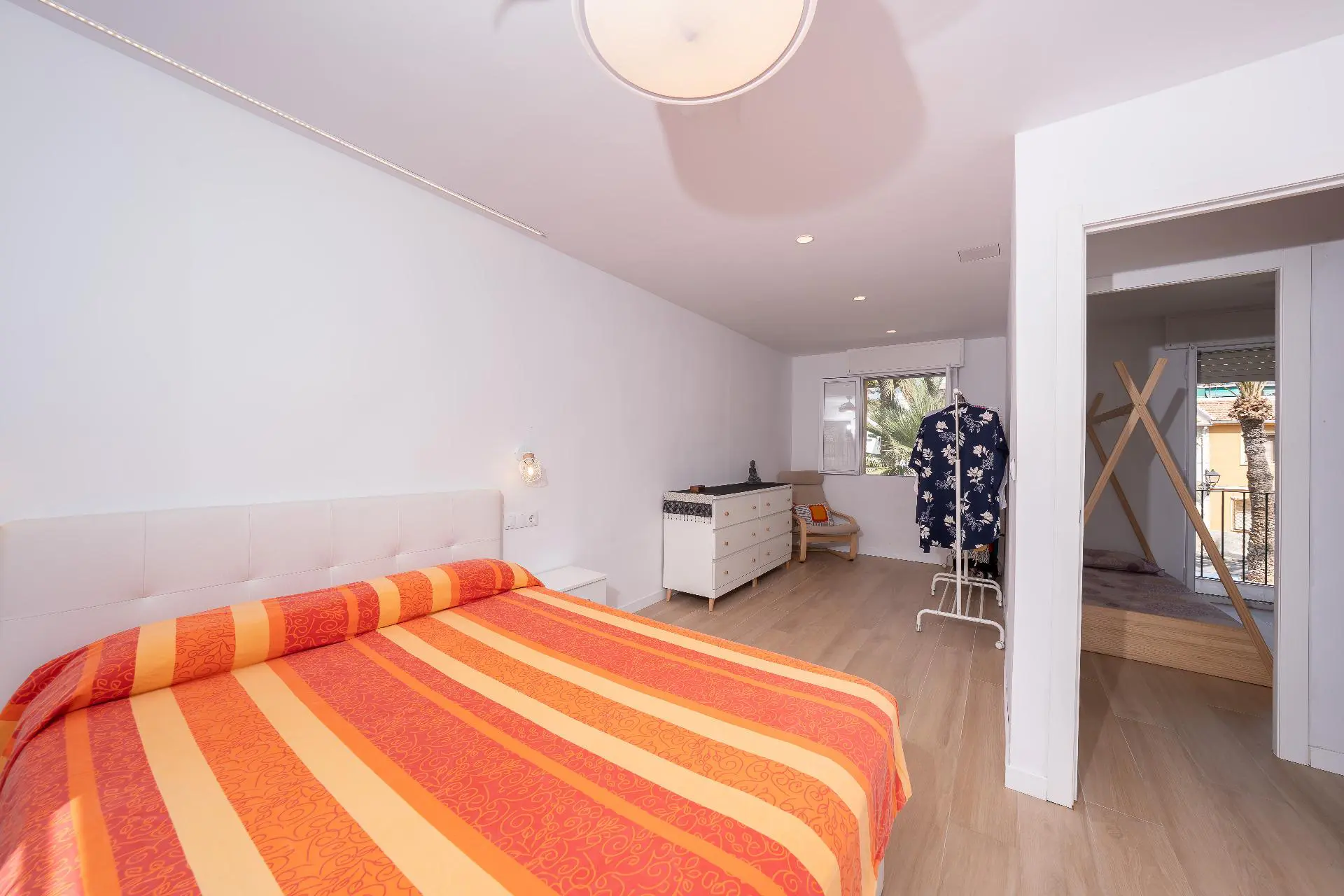 2-bedroom Duplex In Elche, Spain (128 M²)