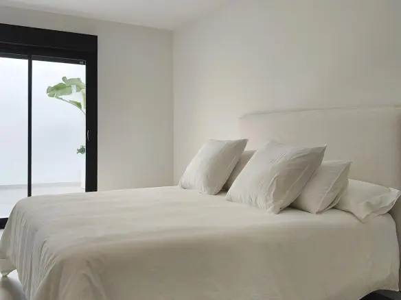 5-bedroom Villa In Rojales, Spain (269 M²)