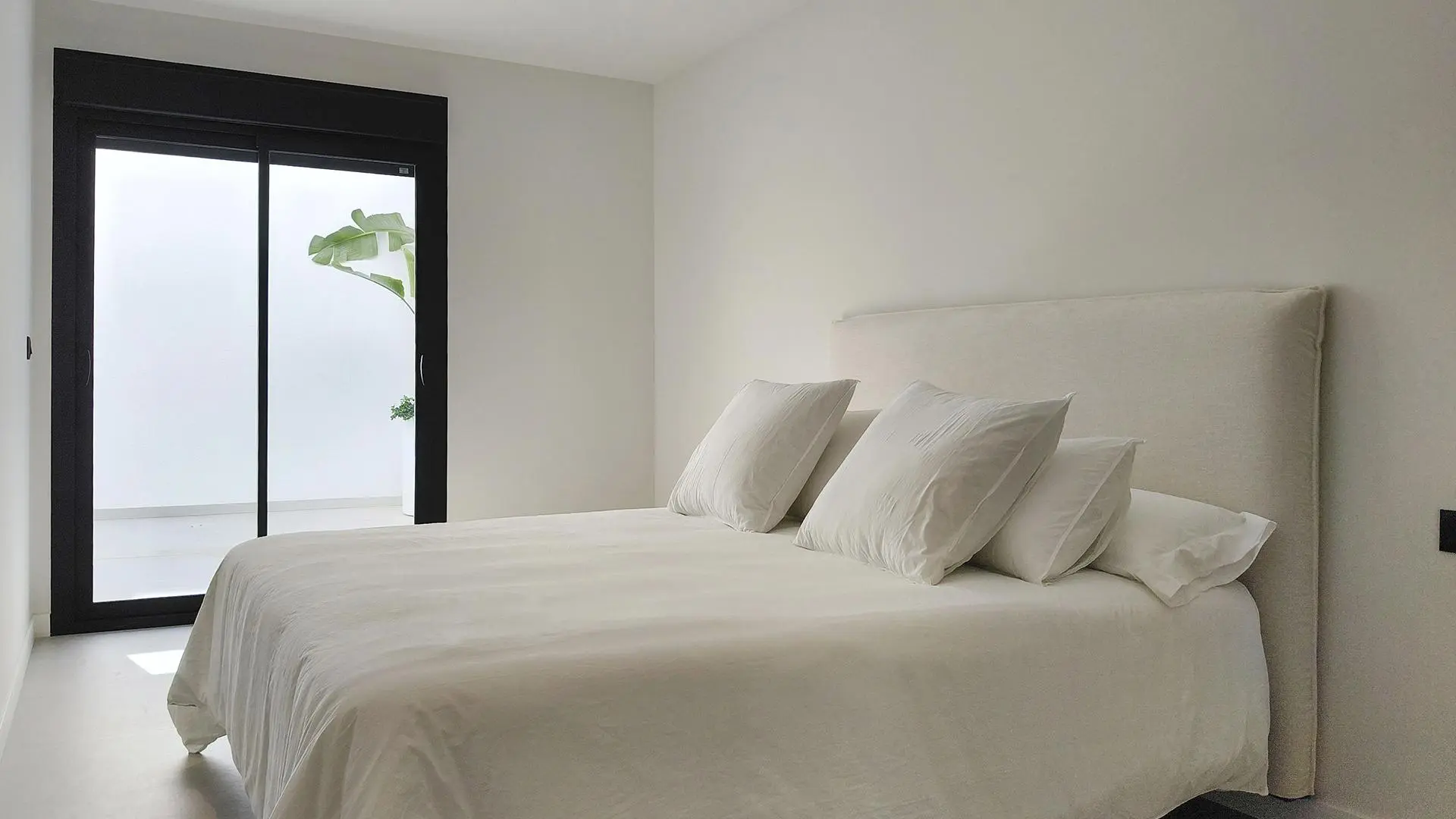 Villa Of 269 M² In Rojales, Spain
