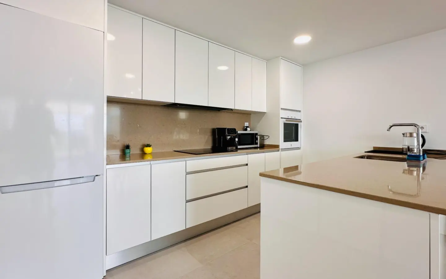 Apartment Of 100 M² In Finestrat, Spain
