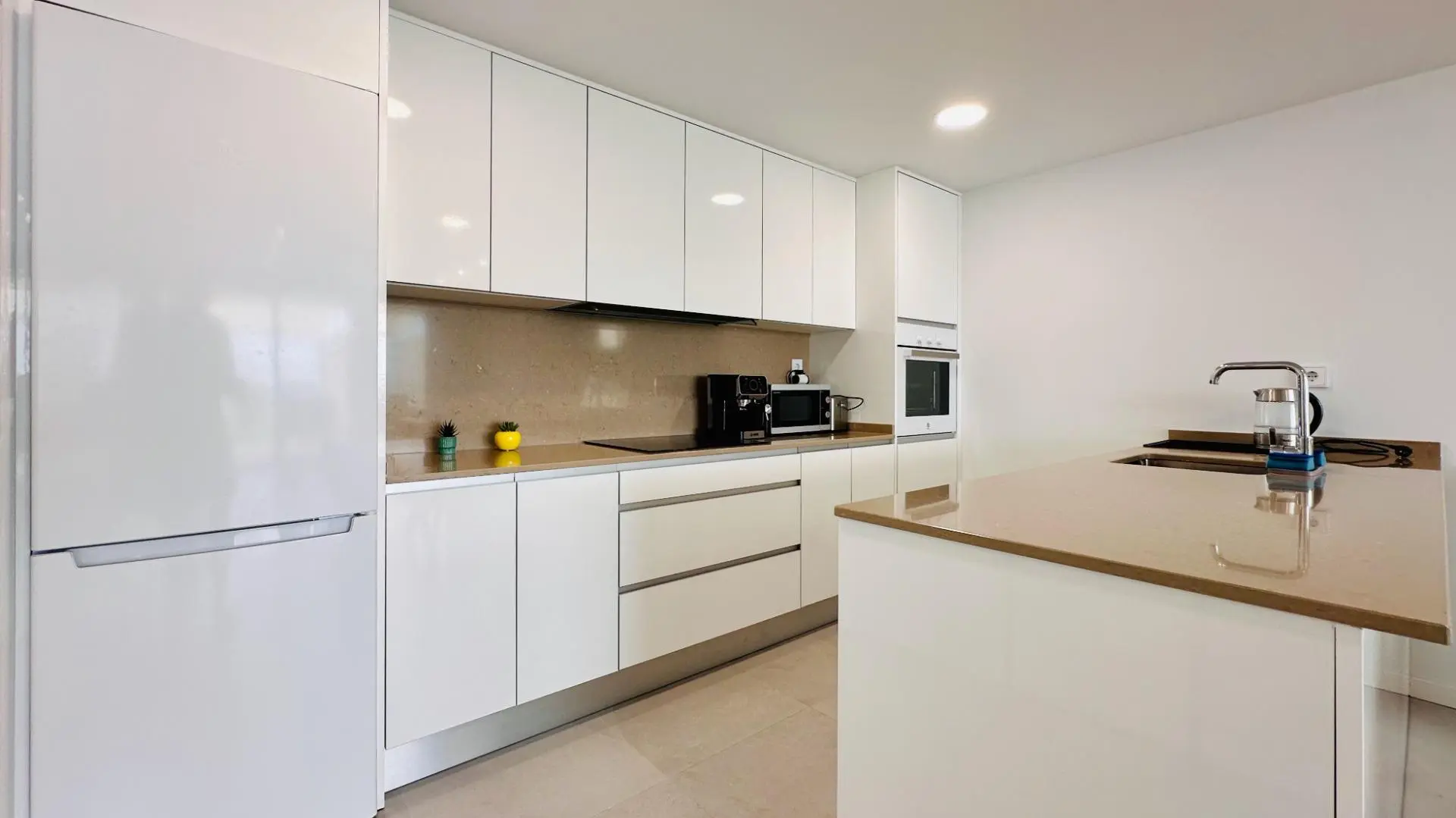 Apartment Of 100 M² In Finestrat, Spain