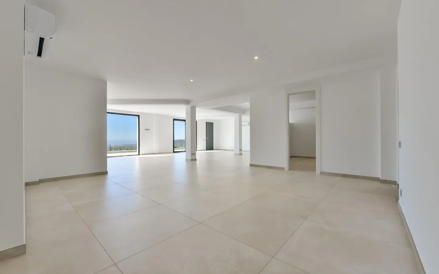 6-bedroom Villa In Finestrat, Spain (665 M²)