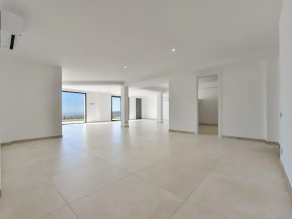 6-bedroom Villa In Finestrat, Spain (665 M²)