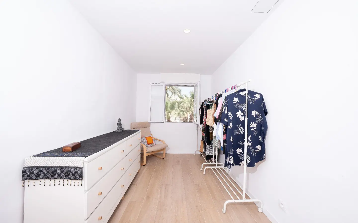 2-bedroom Duplex In Elche, Spain (128 M²)