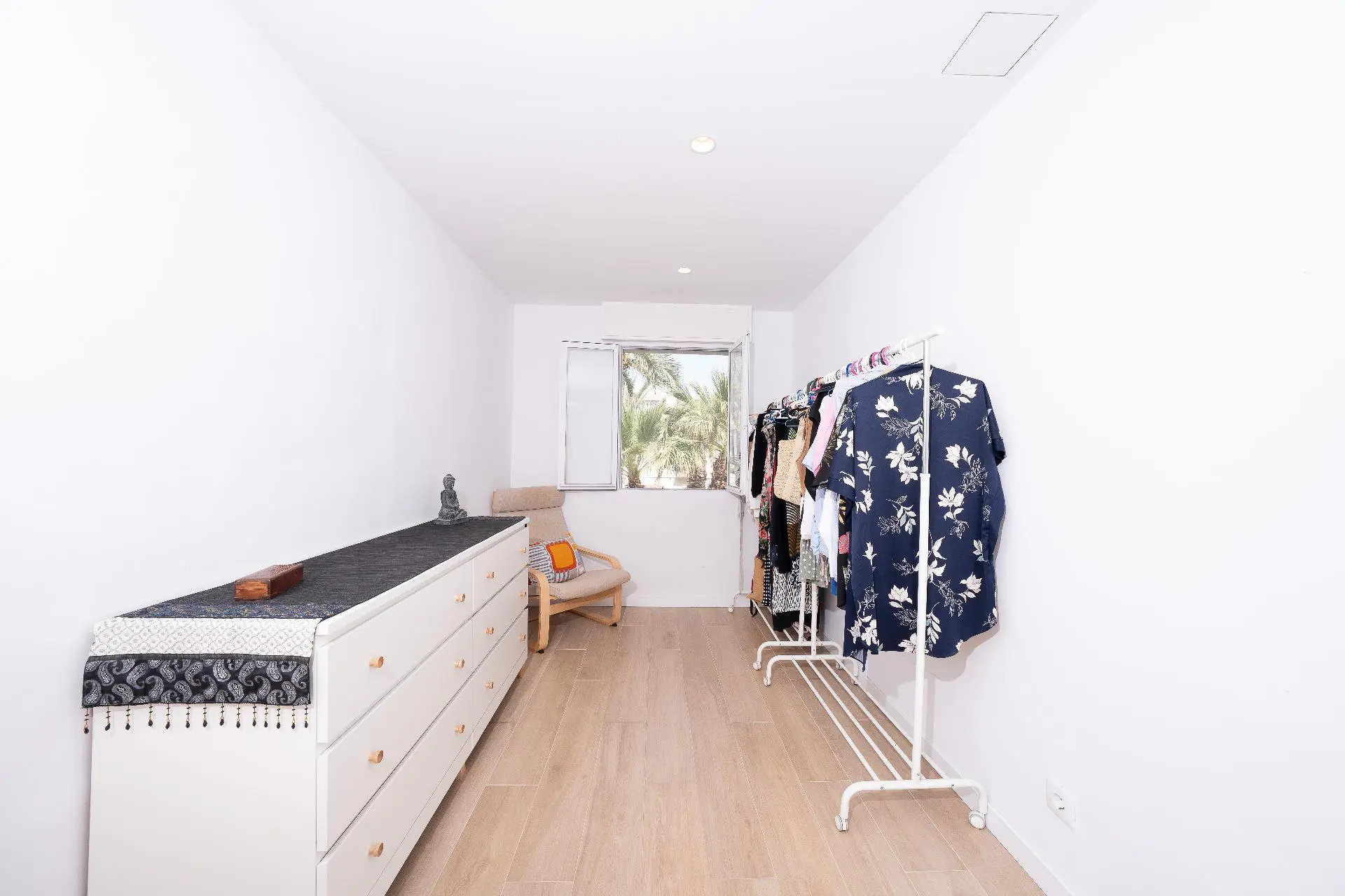 2-bedroom Duplex In Elche, Spain (128 M²)