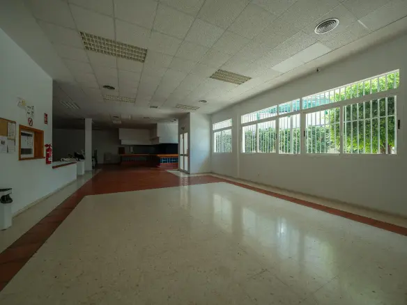 1-bedroom Apartment In El Campello, Spain (66 M²)