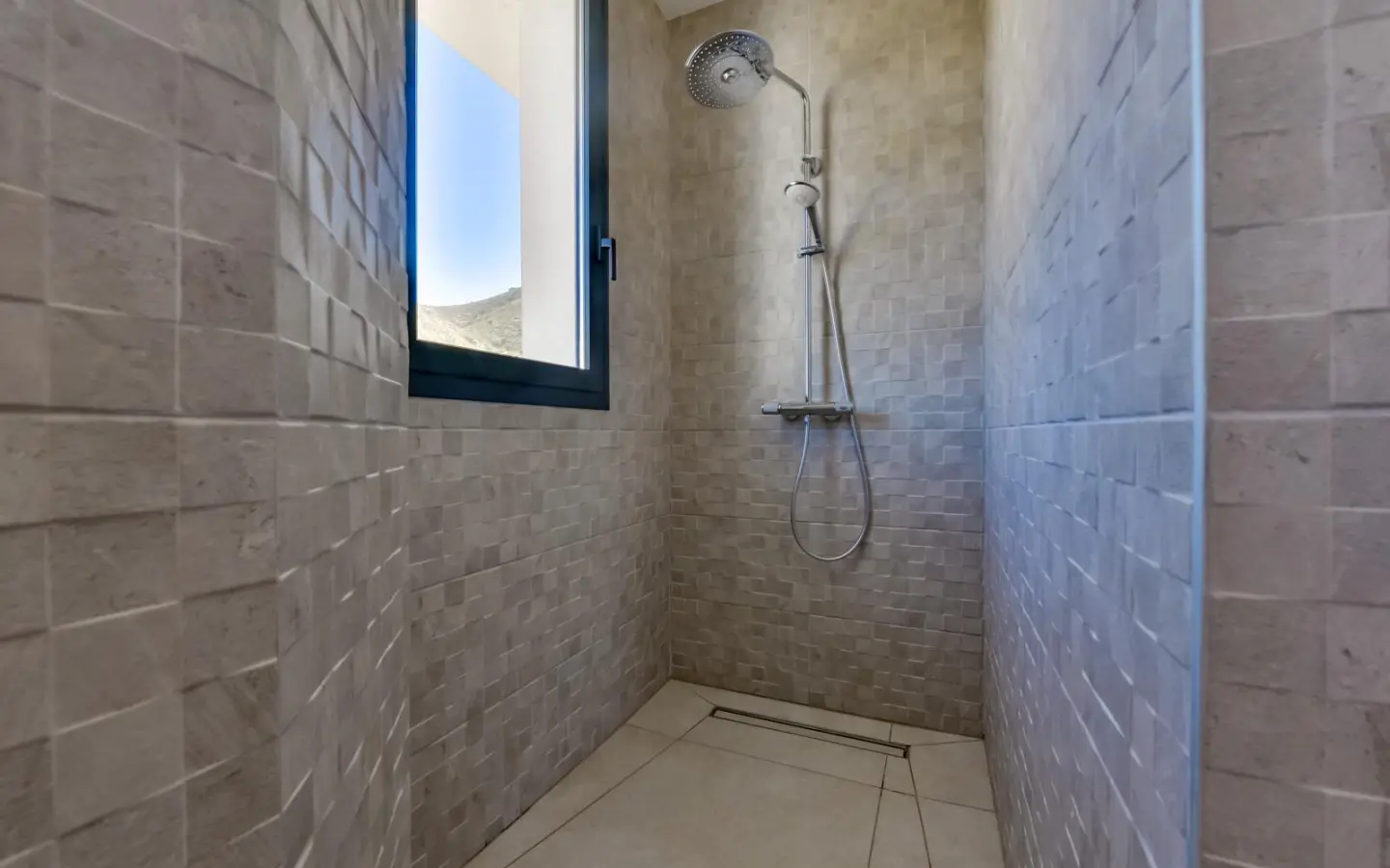 6-bedroom Villa In Finestrat, Spain (665 M²)