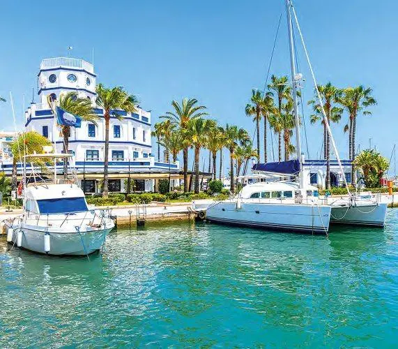 Apartment Of 133 M² In Estepona, Spain