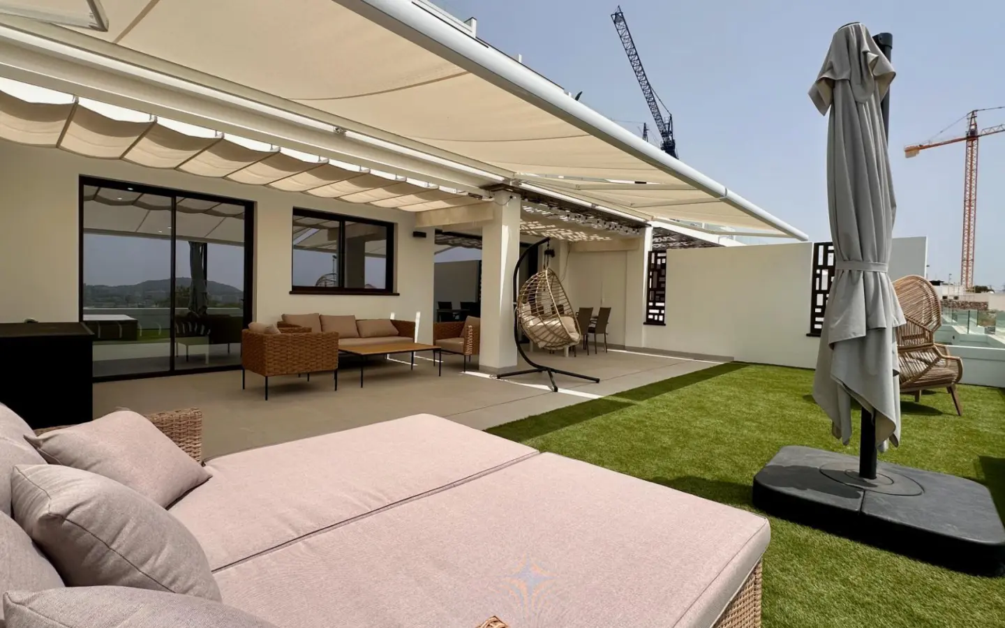 Apartment Of 100 M² In Finestrat, Spain