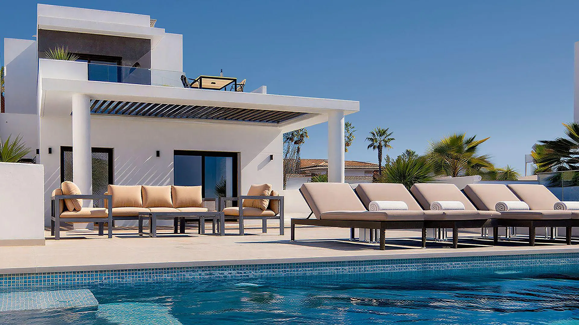 Villa Of 248 M² In Rojales, Spain