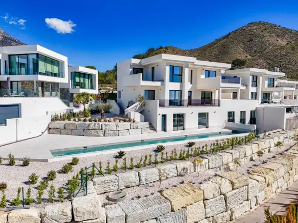 6-bedroom Villa In Finestrat, Spain (665 M²)