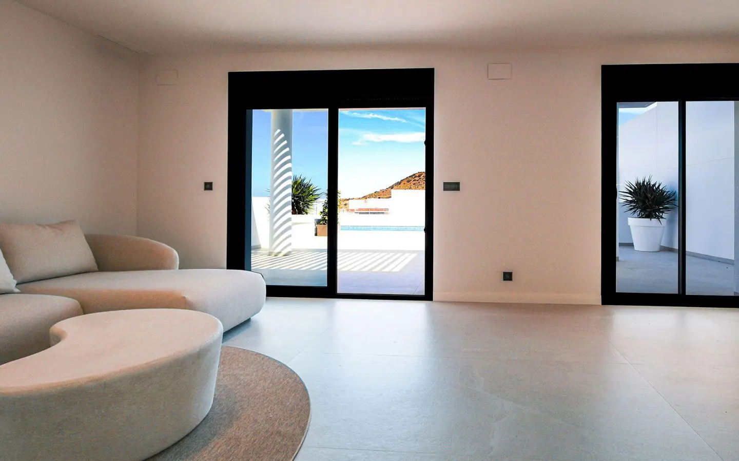 Villa Of 248 M² In Rojales, Spain