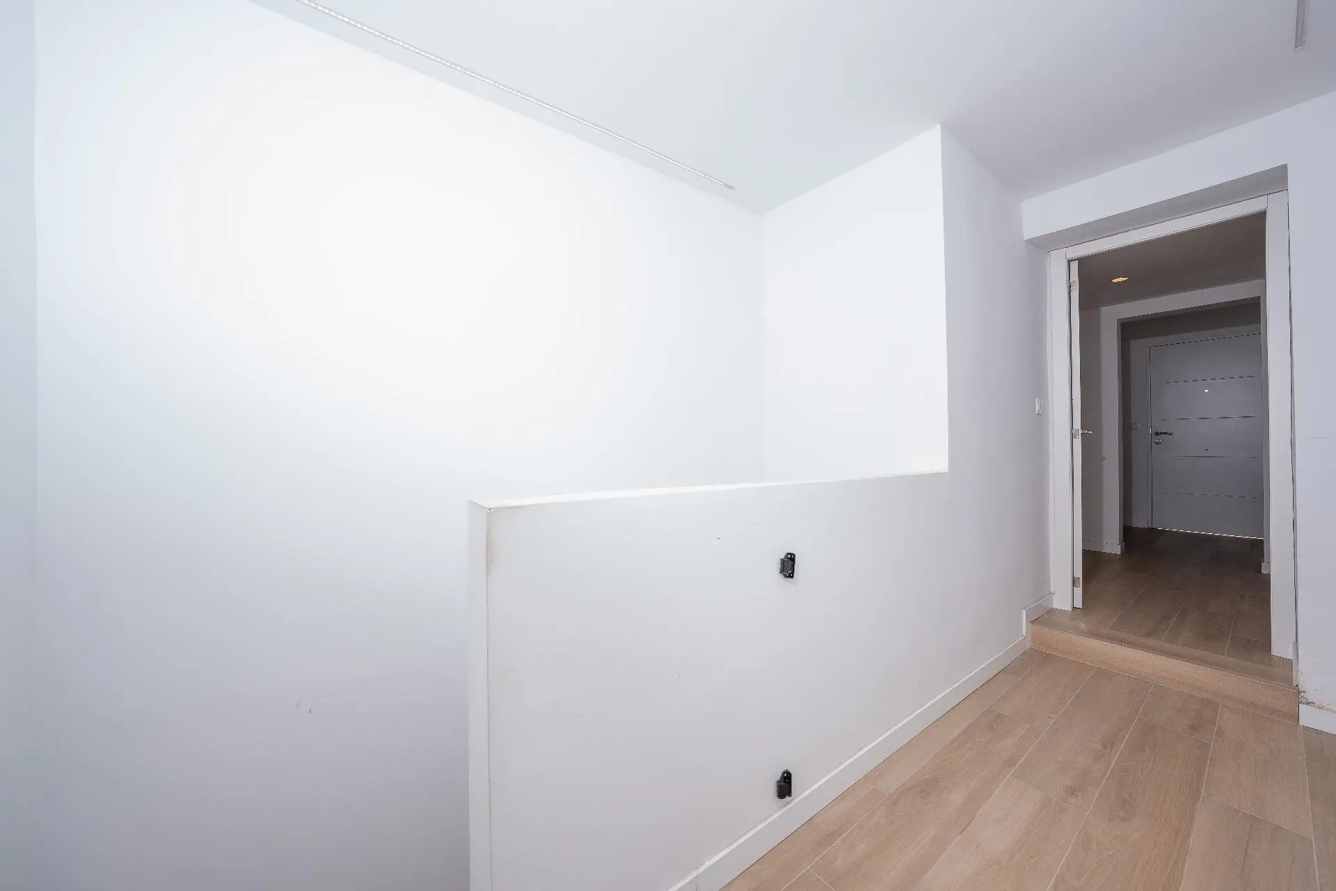 2-bedroom Duplex In Elche, Spain (128 M²)