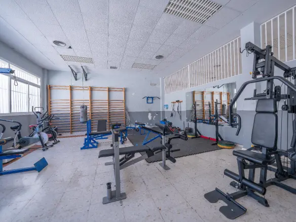 1-bedroom Apartment In El Campello, Spain (66 M²)