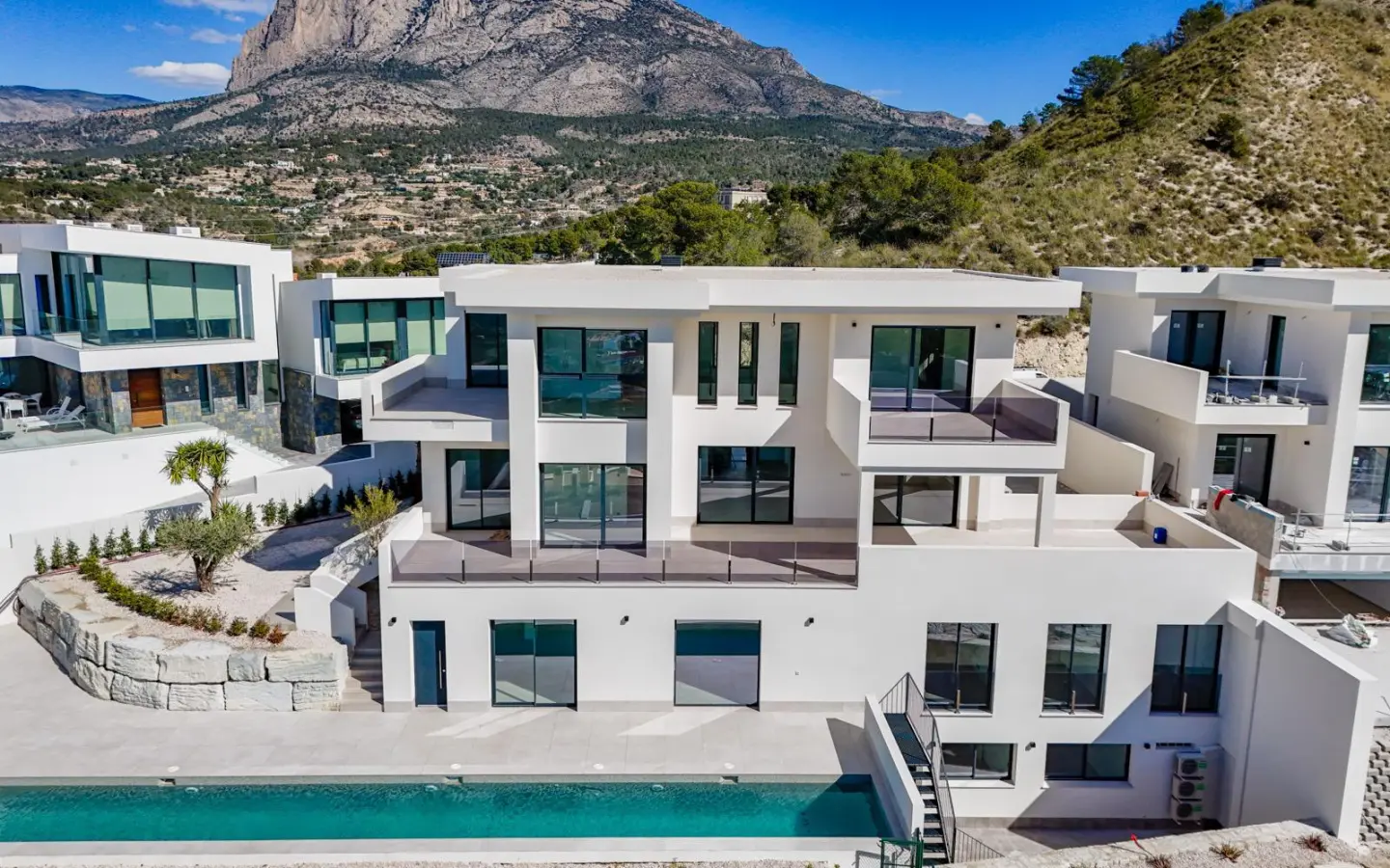 6-bedroom Villa In Finestrat, Spain (665 M²)