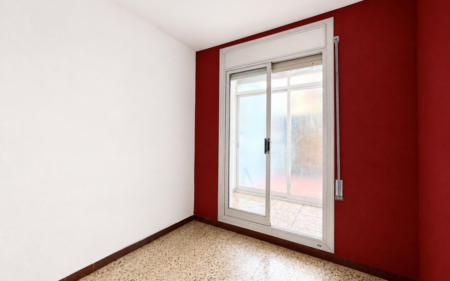 Apartment Of 70 M² In Montcada I Reixac, Spain