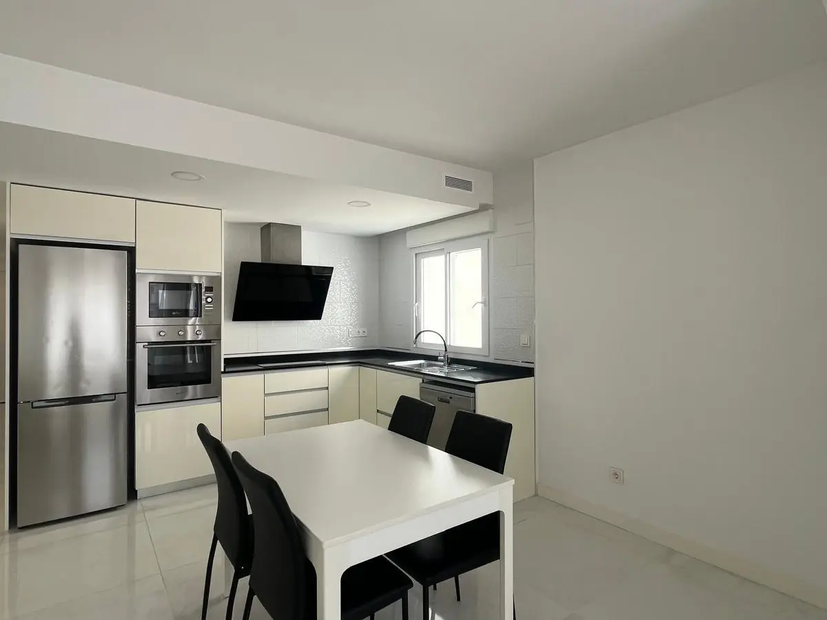 Flat Of 95 M² In Gran Alacant, Spain