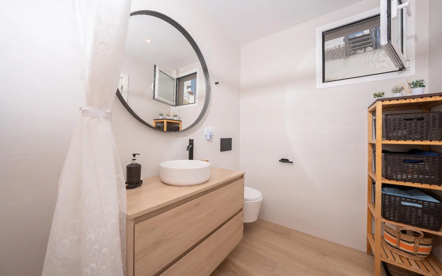 2-bedroom Duplex In Elche, Spain (128 M²)