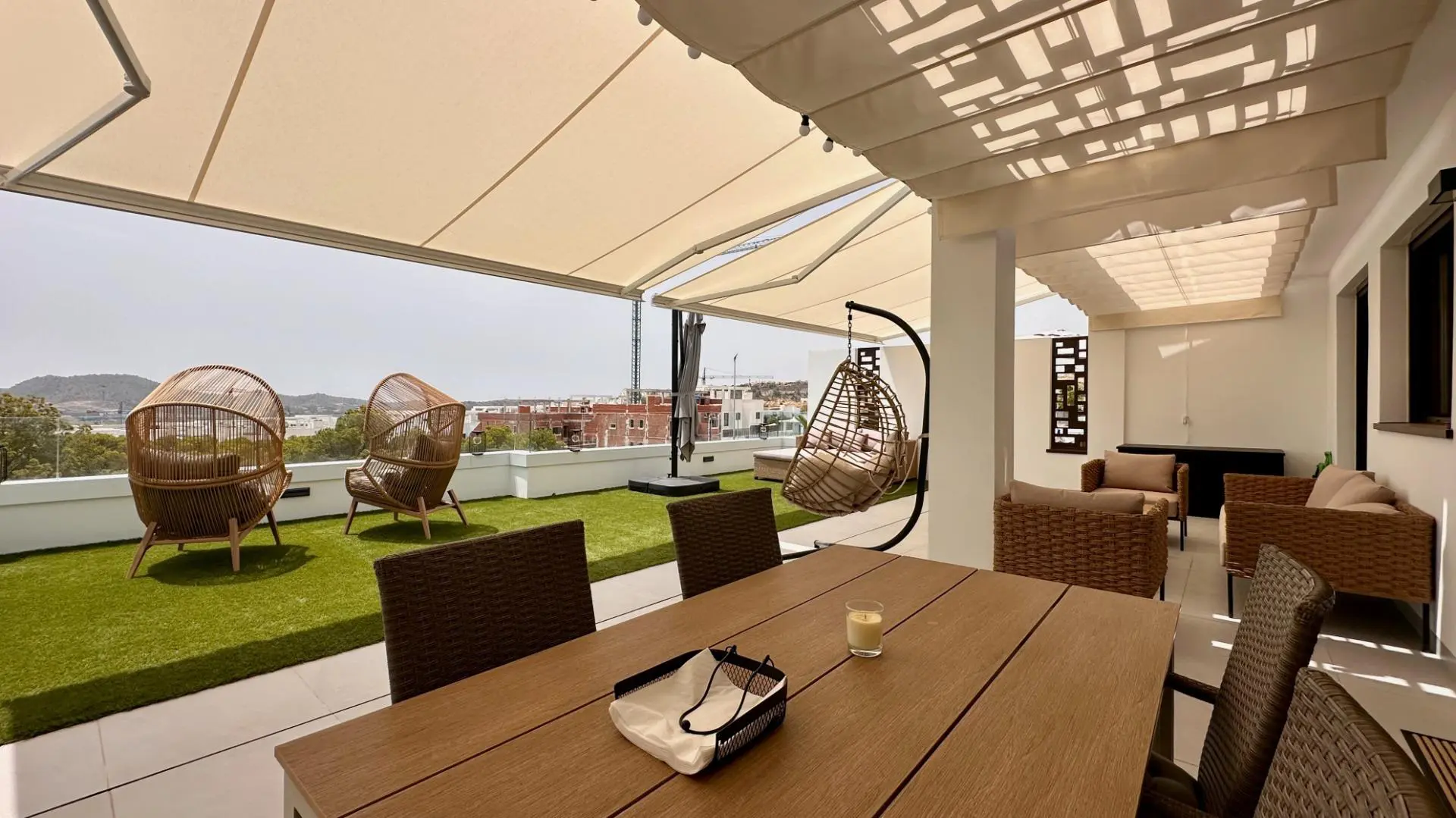 Apartment Of 100 M² In Finestrat, Spain
