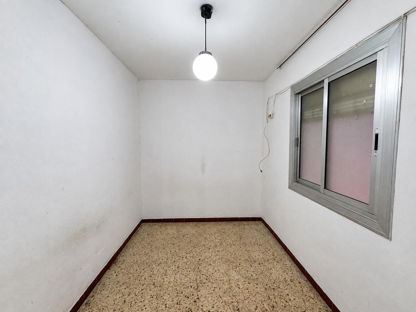 Apartment Of 70 M² In Montcada I Reixac, Spain