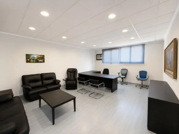 Industrial Unit In Almansa, Spain (1.110 M²)