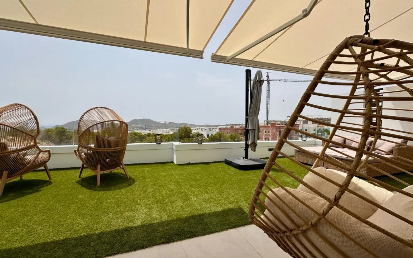 Apartment Of 100 M² In Finestrat, Spain