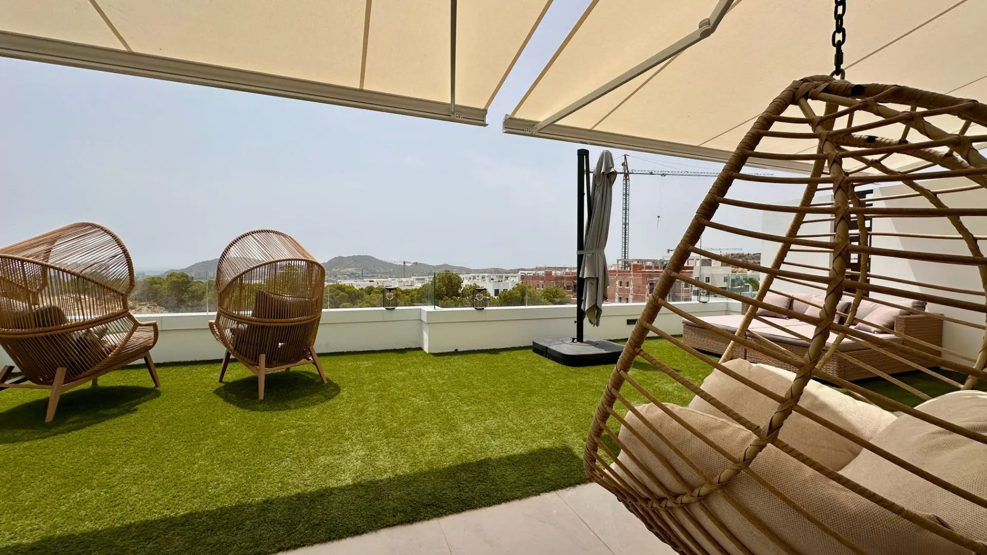 Apartment Of 100 M² In Finestrat, Spain