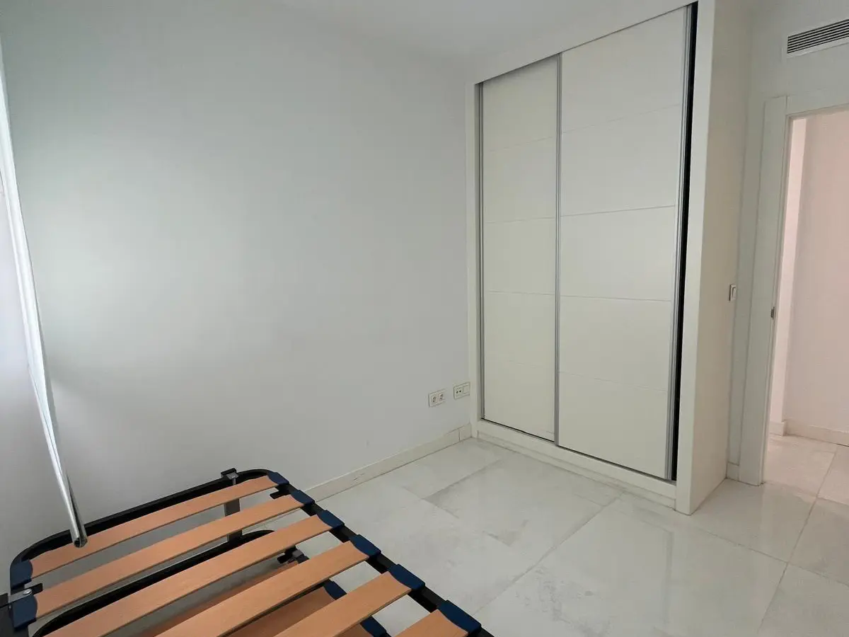 Flat Of 95 M² In Gran Alacant, Spain