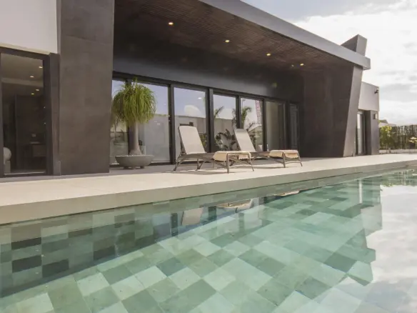 5-bedroom Villa In Rojales, Spain (290 M²)