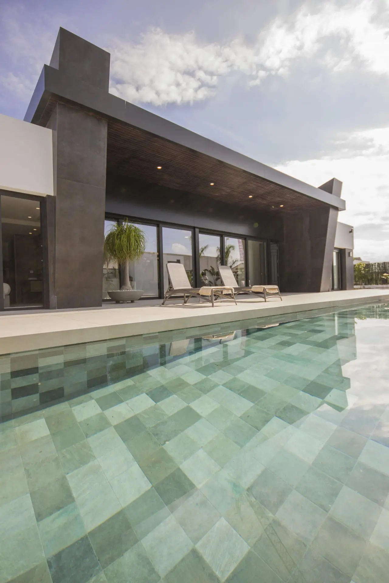 Villa Of 290 M² In Rojales, Spain