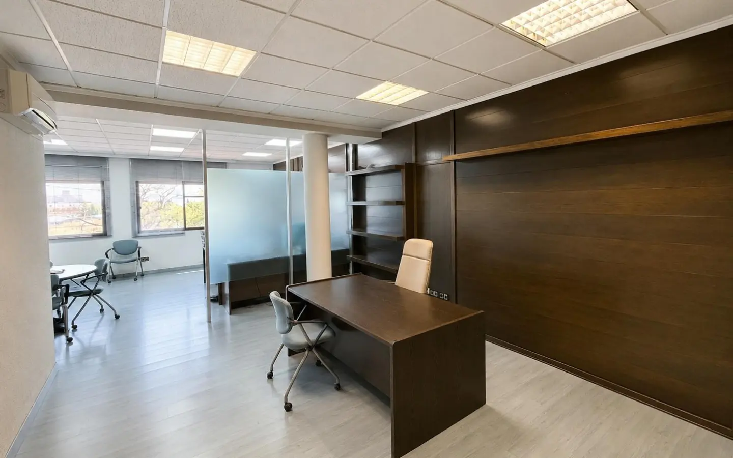 Industrial Unit In Almansa, Spain (1.110 M²)