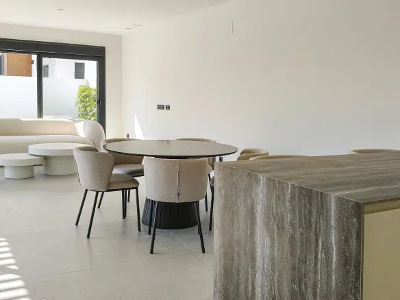 5-bedroom Villa In Rojales, Spain (269 M²)