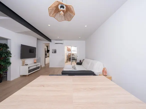 2-bedroom Duplex In Elche, Spain (128 M²)