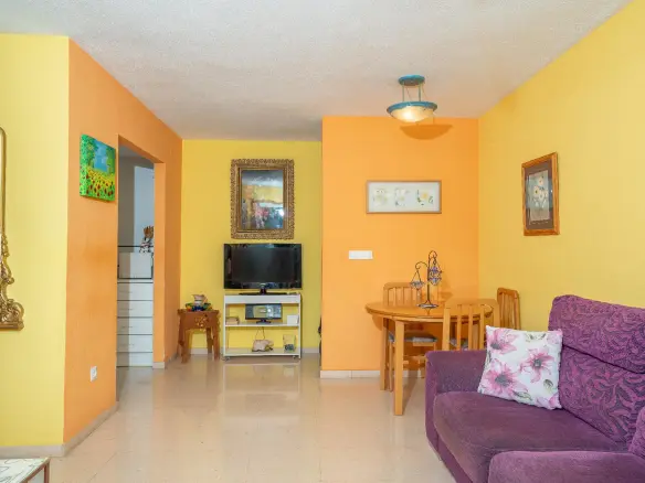 1-bedroom Apartment In El Campello, Spain (66 M²)