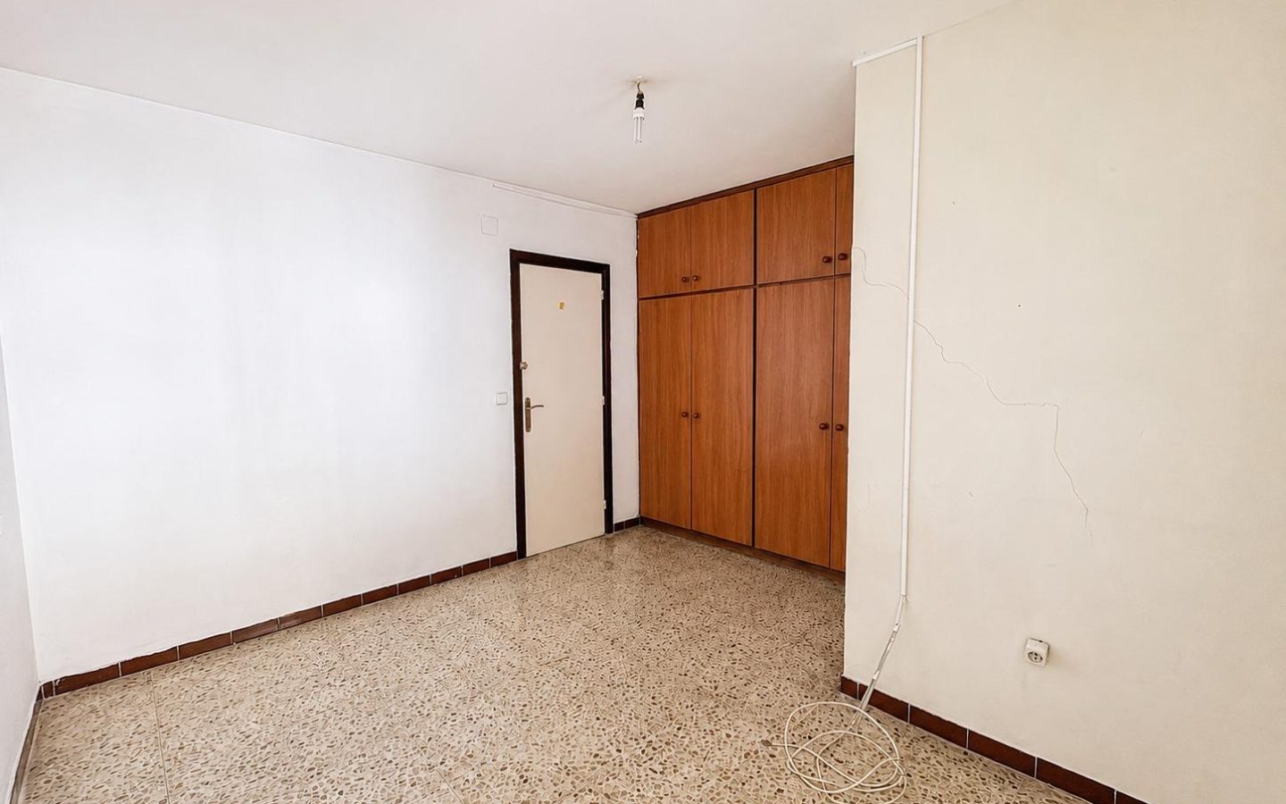 Apartment Of 70 M² In Montcada I Reixac, Spain