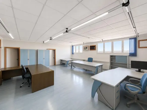 Industrial Unit In Almansa, Spain (1.110 M²)