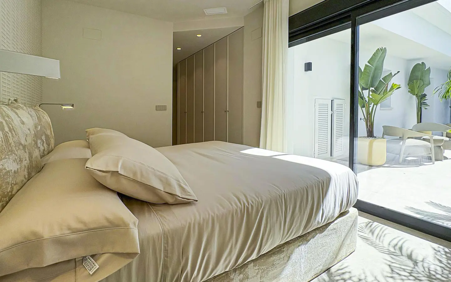Villa Of 248 M² In Rojales, Spain